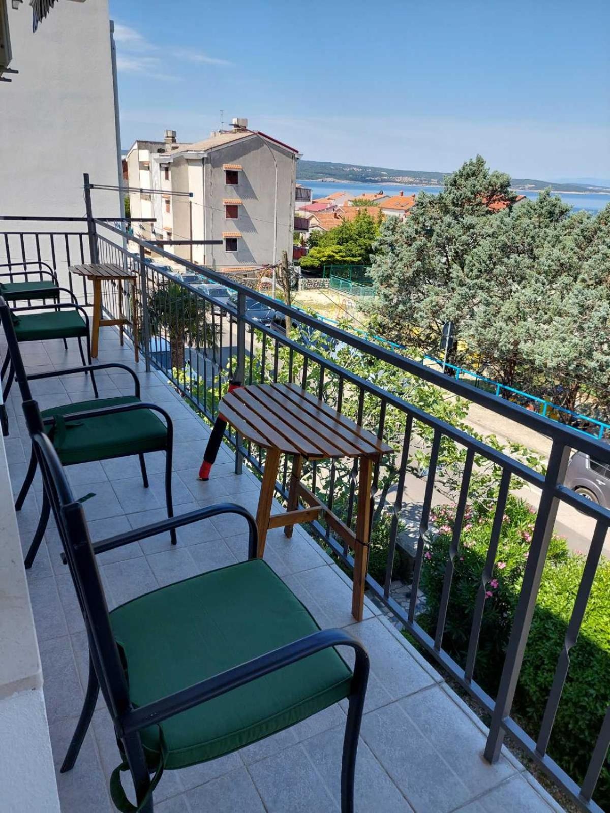 Ernesta Apartment *